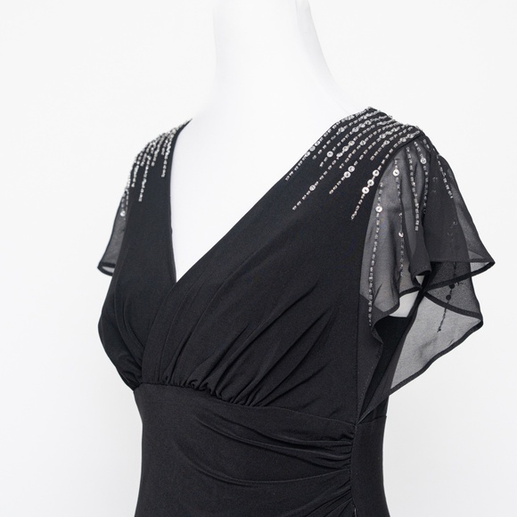 Adrianna Papell. Beaded Jersey & Chiffon Flutter Sleeve Gown. - Picture 10 of 14